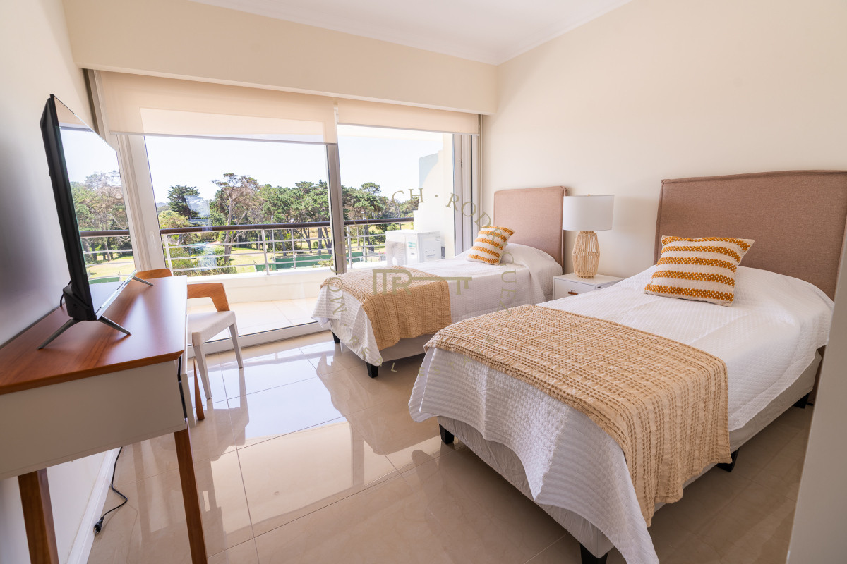 Apartamento ID.2696 - Veramansa apto en venta 3 dormitorios.