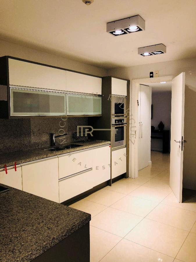 Apartamento ID.8 - Aquarela apartamento en alquiler temporal 4 dormitorios. Punta del Este