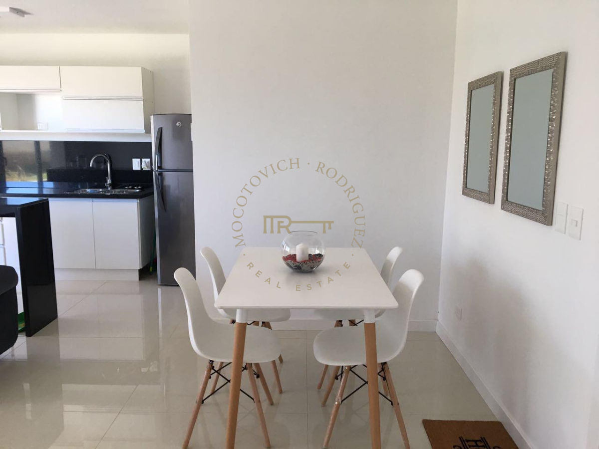 Apartamento ID.94 - Apartamento en venta de 1 dormitorio frente al mar. Punta del Este