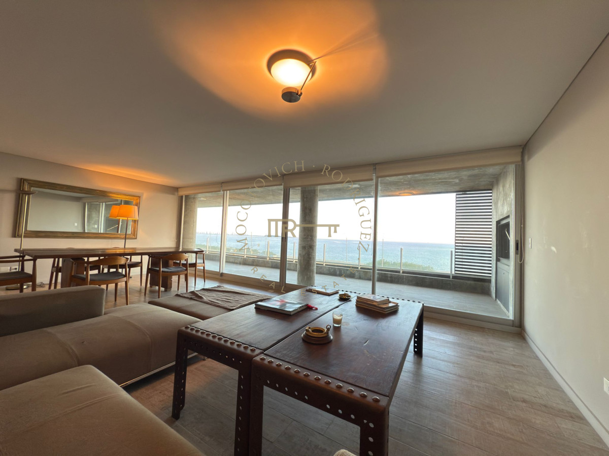 Apartamento ID.3987 - Apartamento en venta de 3dormitorios penthouse frente al mar