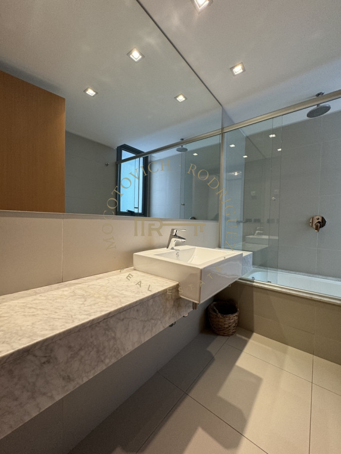Apartamento ID.2842 - Tiburón Terrazas en venta 3 dorm y dep. 