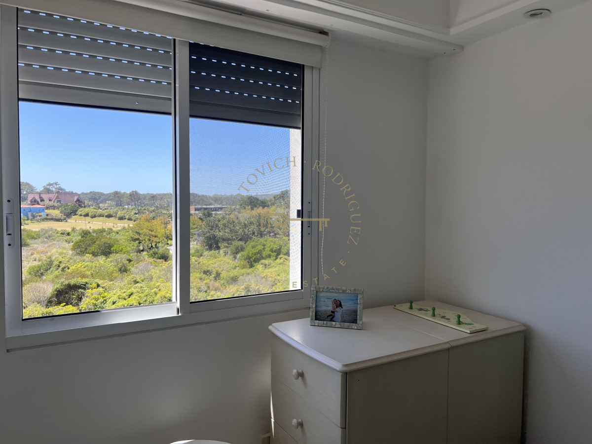 Apartamento ID.2379 - Espectacular apartamento en venta 6 dormitorios, barbacoa y loft en la brava. Vista al mar.-