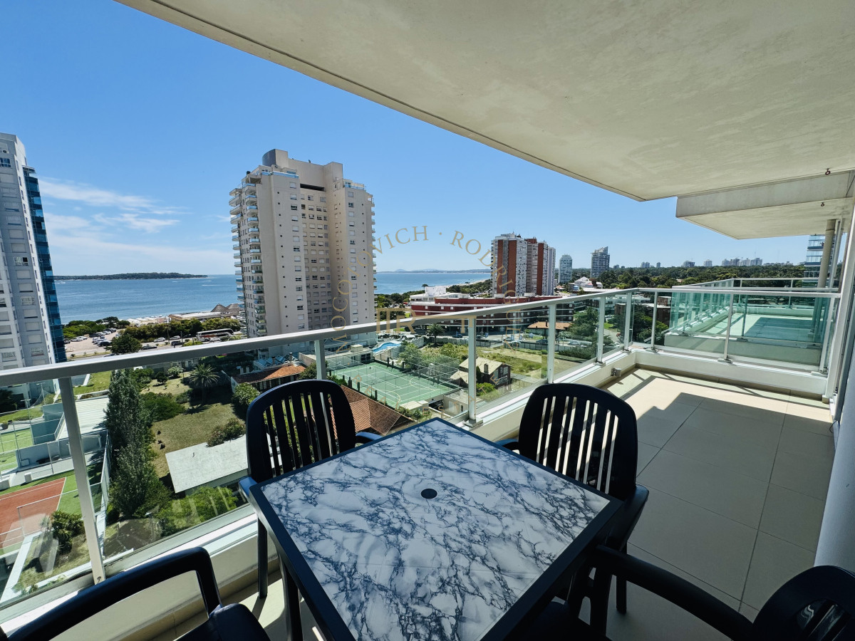 Apartamento ID.199 - Apartamento  Playa Mansa Alquiler temporal  2 dormitorios