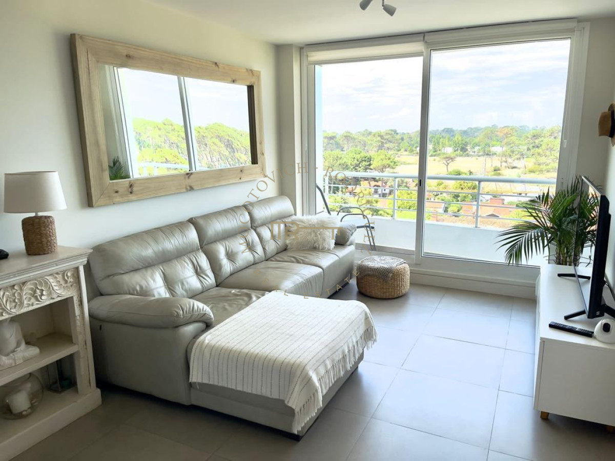 Apartamento ID.1901 - Alquiler anual, hermoso apartamento de 2 dormitorios y 2 baños