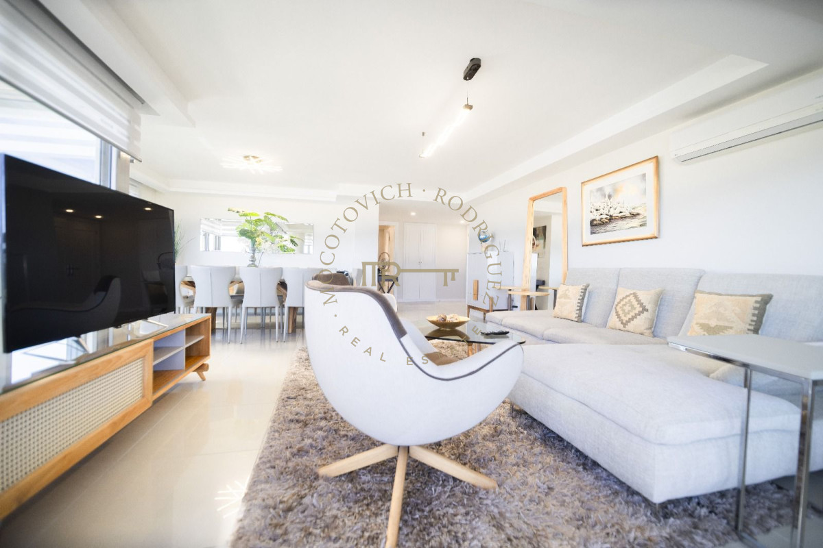 Apartamento ID.652 - Imperiale. Apartamento en venta - 4 dormitorios.-