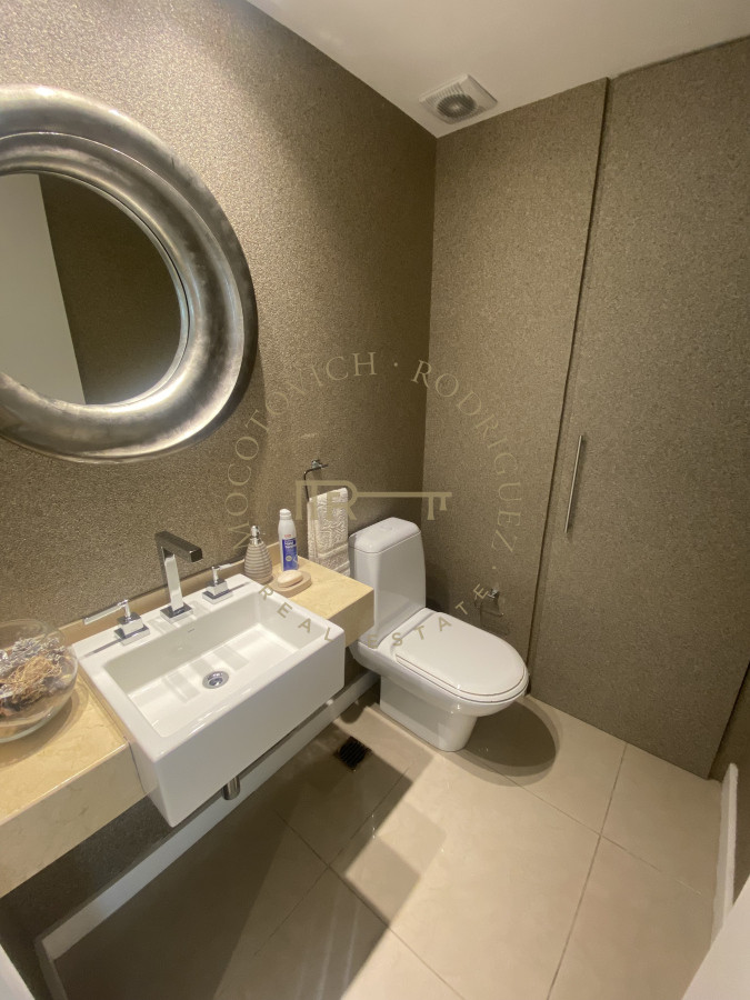 Apartamento ID.2636 - Aquarela alquiler temporal tres dormitorios en suite. Punta del Este