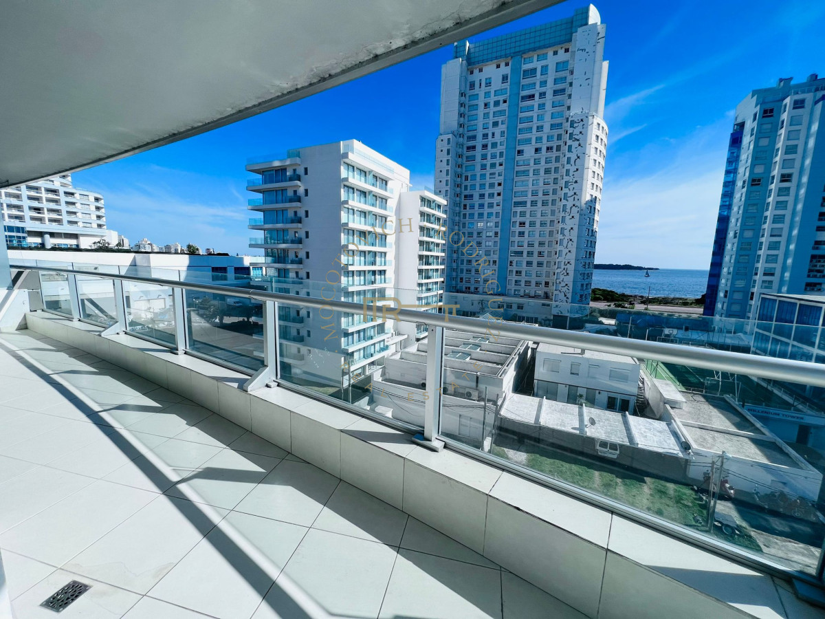 Apartamento ID.1972 - Atractivo esquinero en la Mansa a pasos del Conrad