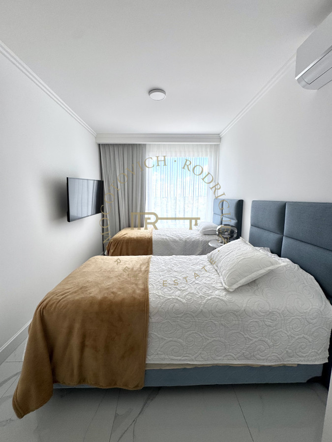 Apartamento ID.3384 - Apartamento Premium de tres suites frente al mar. Alquiler anual