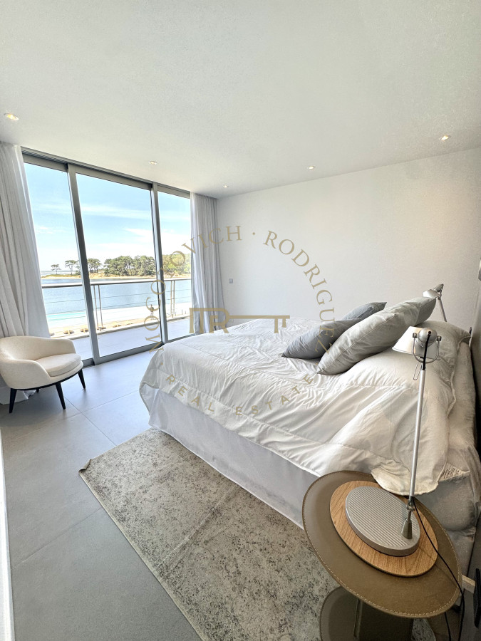 Apartamento ID.4087 - Apartamento de tres dormitorios y dependencia 
