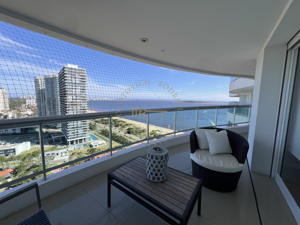 Apartamento ID.23 - Aquarela apartamento en alquiler 2 dormitorios - Playa Mansa Punta del Este
