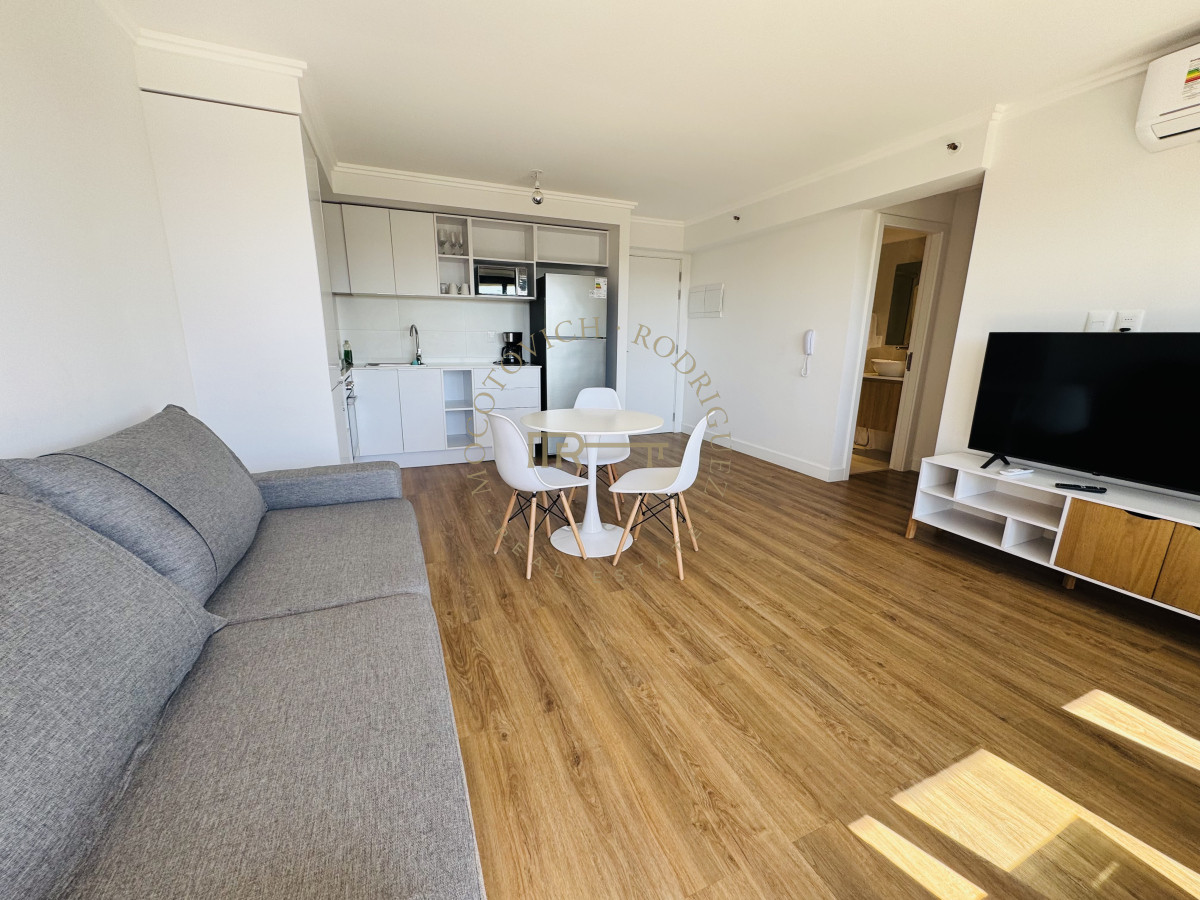 Apartamento ID.3333 - Alquiler anual de apartamento de 1 dormitorio. Punta del Este. 