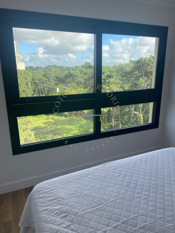 Apartamento ID.3333 - Alquiler anual de apartamento de 1 dormitorio. Punta del Este. 