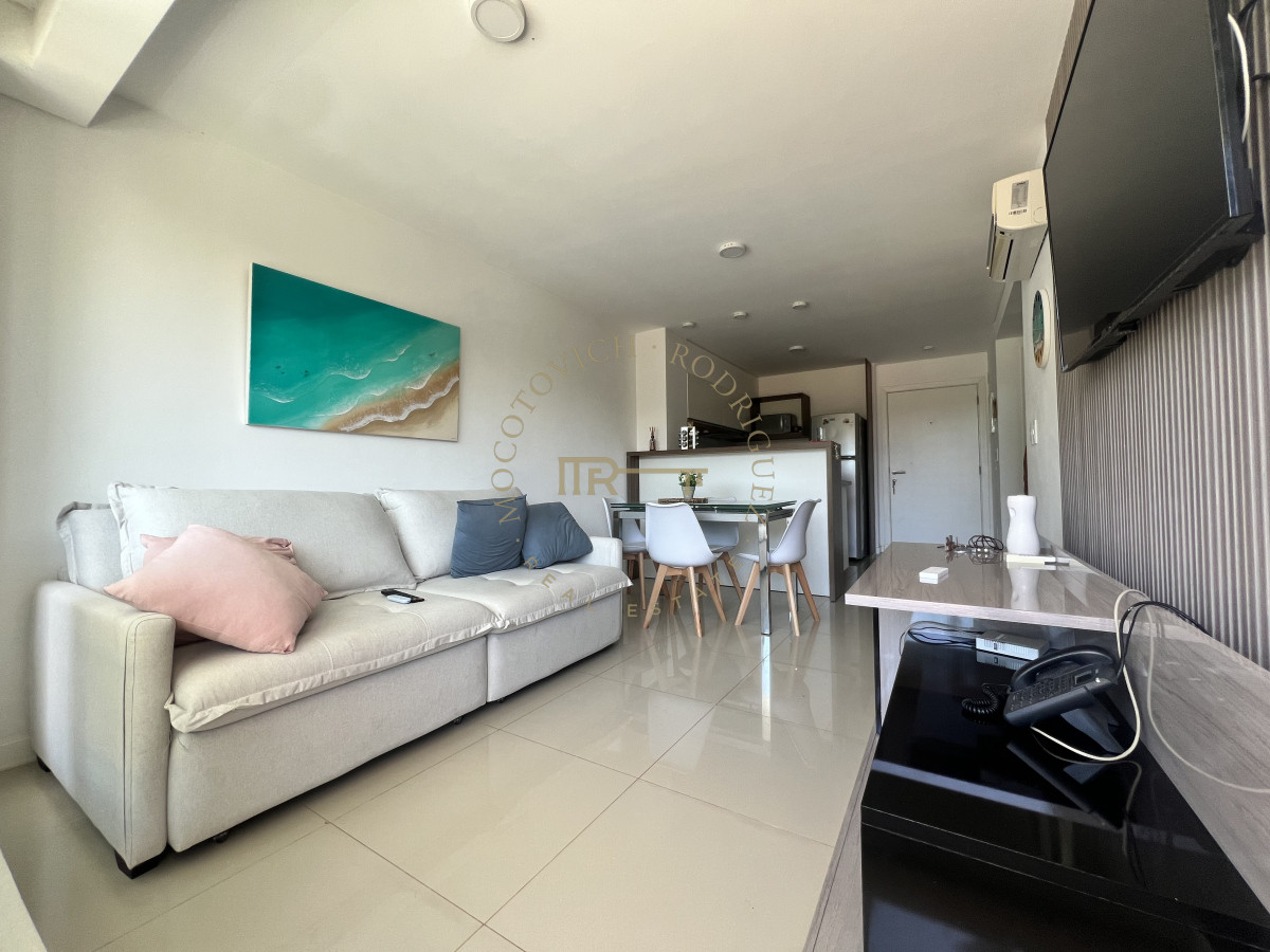 Apartamento ID.3259 - Alquiler temporal 1 dormitorio con amenities. Punta del Este. Brava . 