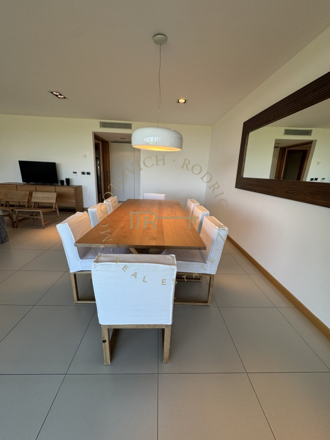 Apartamento ID.2842 - Tiburón Terrazas en venta 3 dorm y dep. 