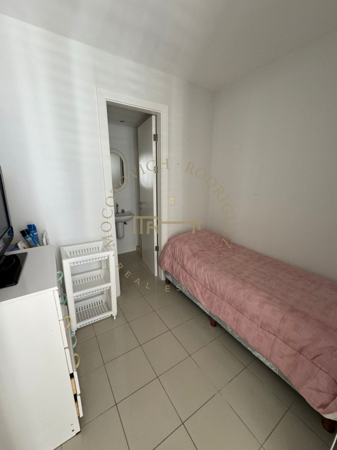 Apartamento ID.2540 - Apartamento en venta 4 dormitorios y serv. Torre Aquarela. 2026