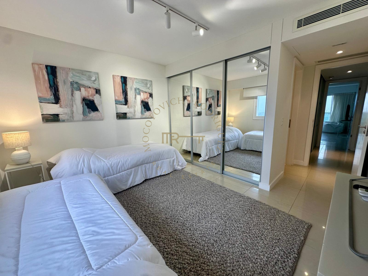 Apartamento ID.3088 - Alquiler 4 dormitorios con amenities. Punta del Este. 