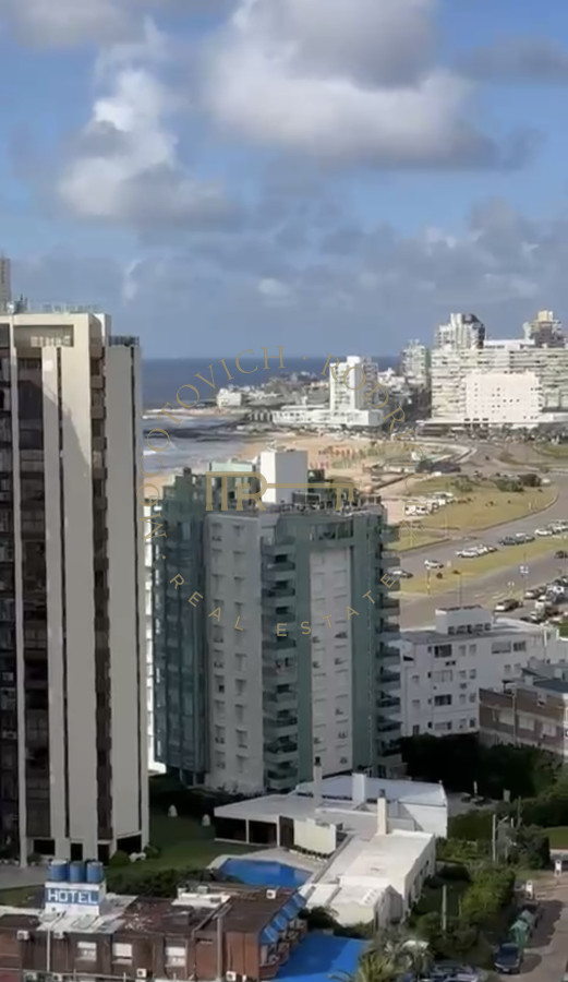 Apartamento ID.3745 - Alquiler de verano. 1 dormitorio, vista al mar, servicio de playa en brava. 