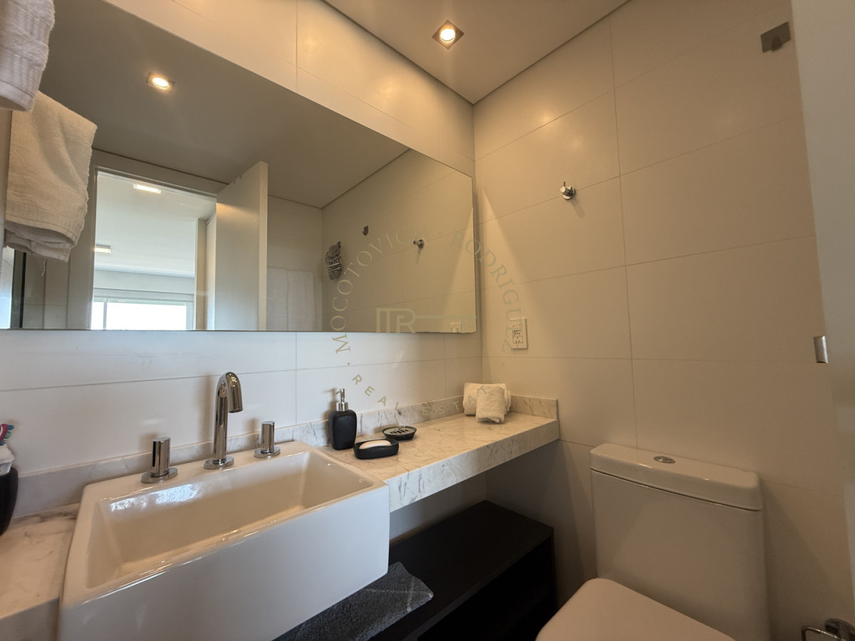 Apartamento ID.82 - Greenlife.  2 dormitorios en suite venta y alquiler - Punta del Este 2026