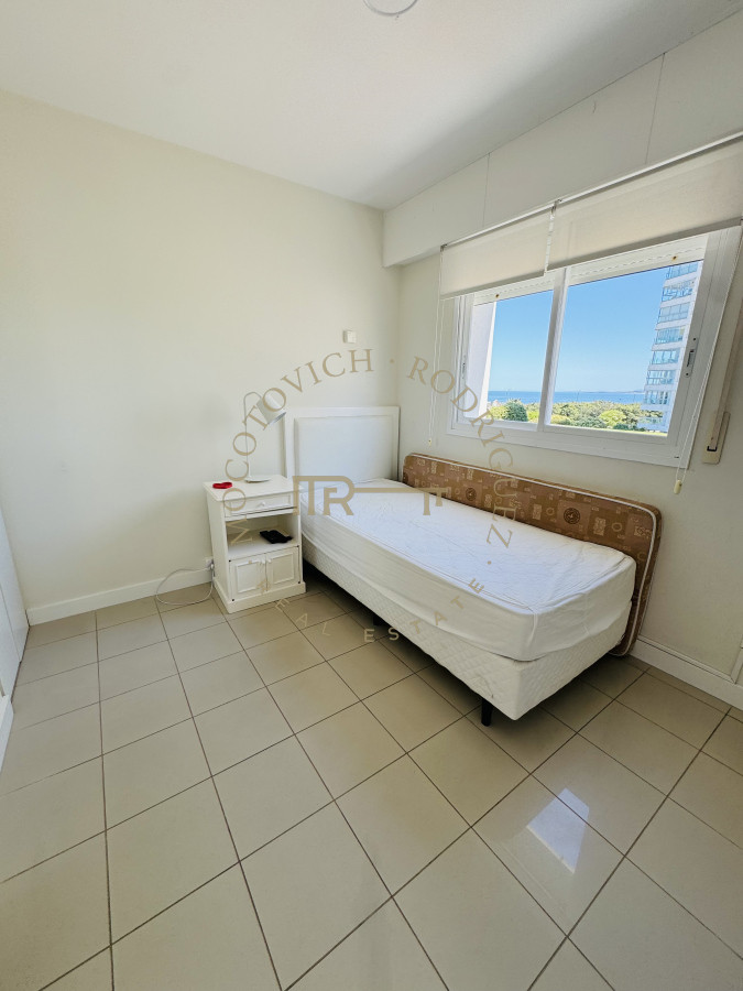 Apartamento ID.2635 - En venta. Apartamento en Torre Aquarela. 2 Dormitorios y dep. de servicio. 