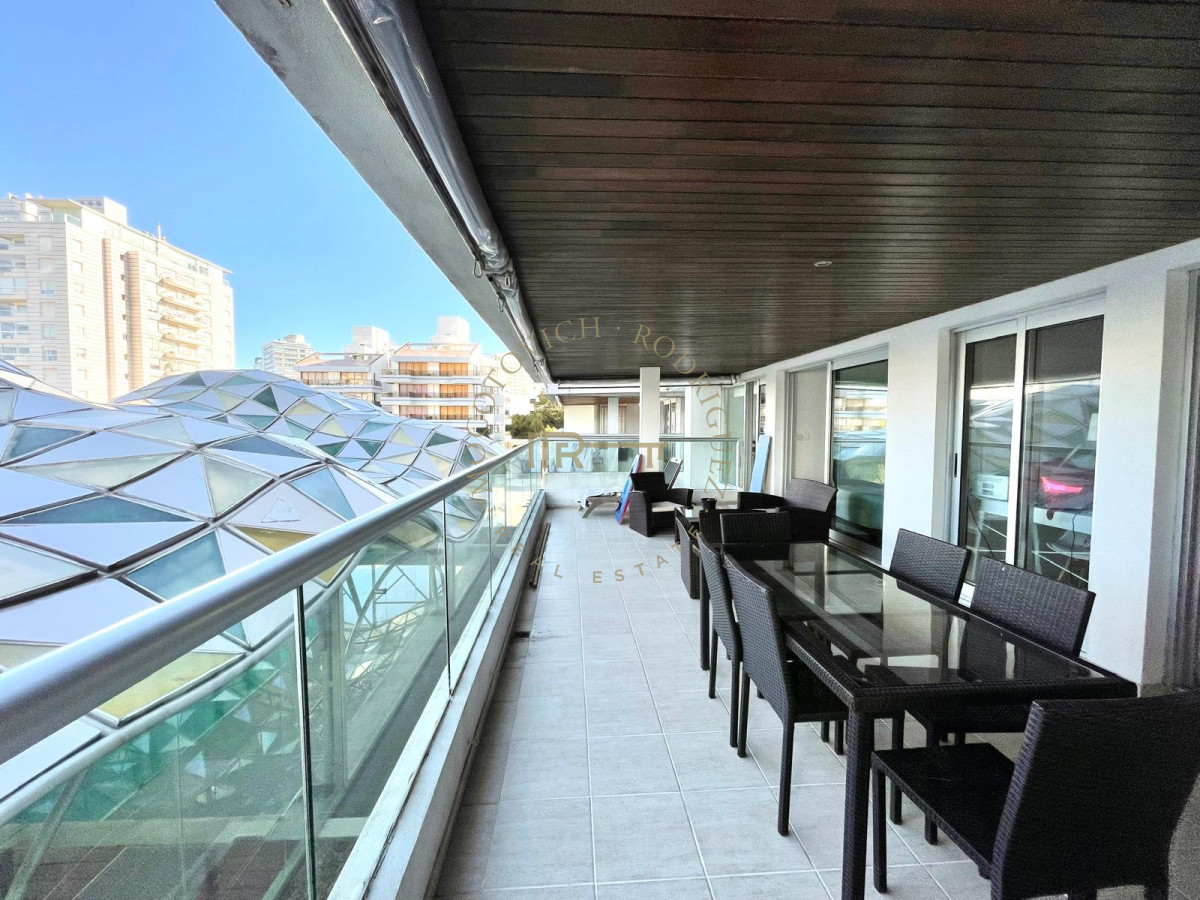 Apartamento ID.3130 - Apartamento de 2 dormitorios y 2 baño.