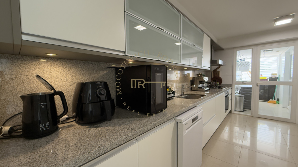 Apartamento ID.2403 - Aquarela 3 dormitorios y dep. de servicio en alquiler temporal 2026 Punta del Este.-