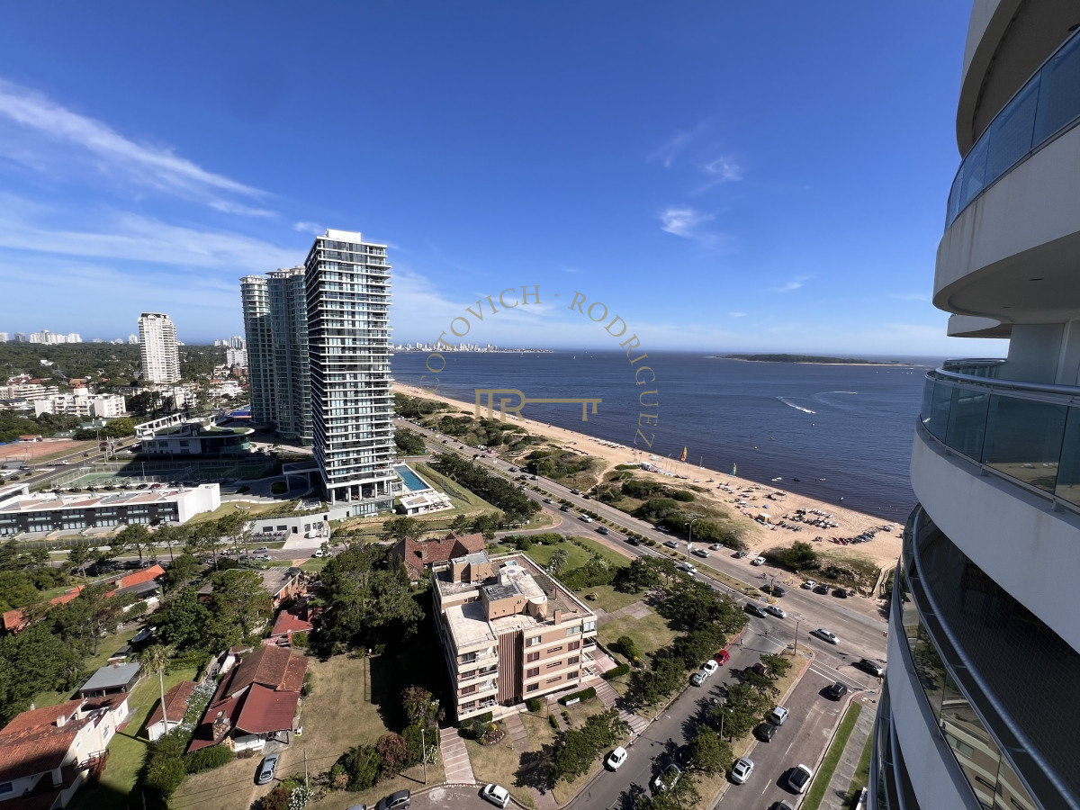 Apartamento ID.23 - Aquarela apartamento en alquiler 2 dormitorios - Playa Mansa Punta del Este