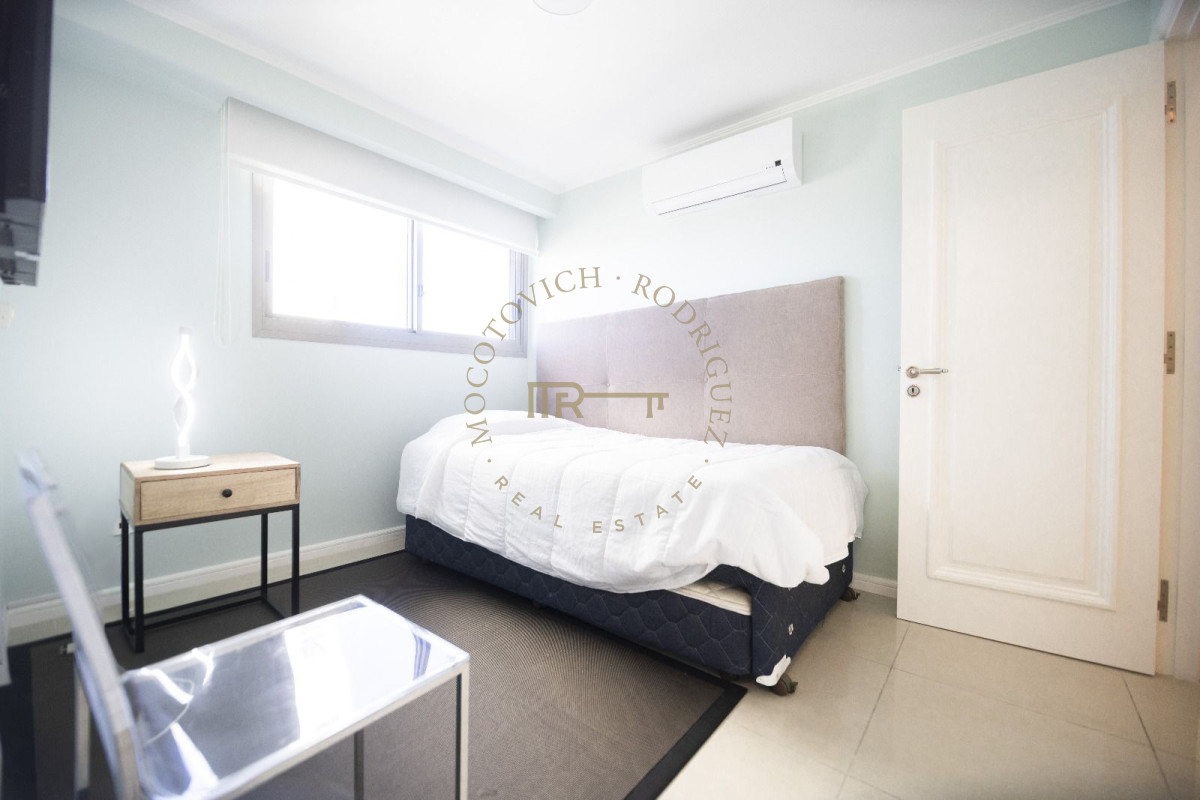 Apartamento ID.652 - Imperiale. Apartamento en venta - 4 dormitorios.-