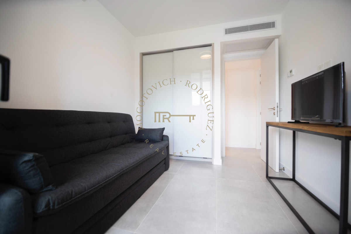 Apartamento ID.3394 - Venetian en Alquiler de verano 2026 tres suites y dependencia. Punta del Este 