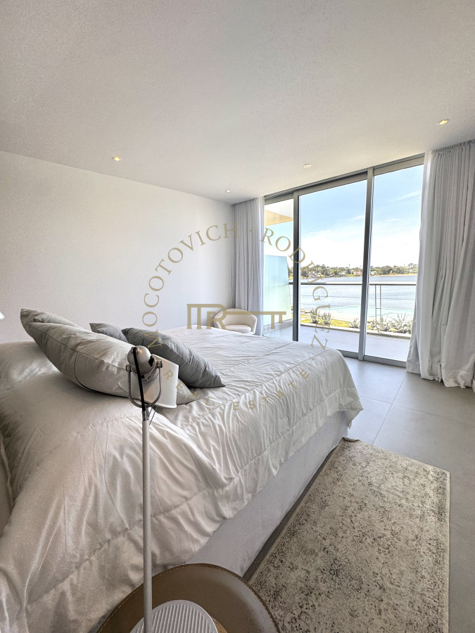 Apartamento ID.4087 - Apartamento de tres dormitorios y dependencia 