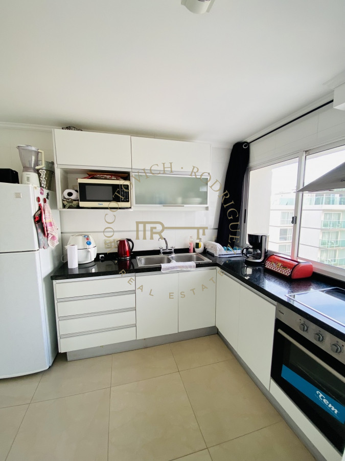 Apartamento ID.2255 - Casino Tower tres dormitorios en alquiler de verano 2024. 