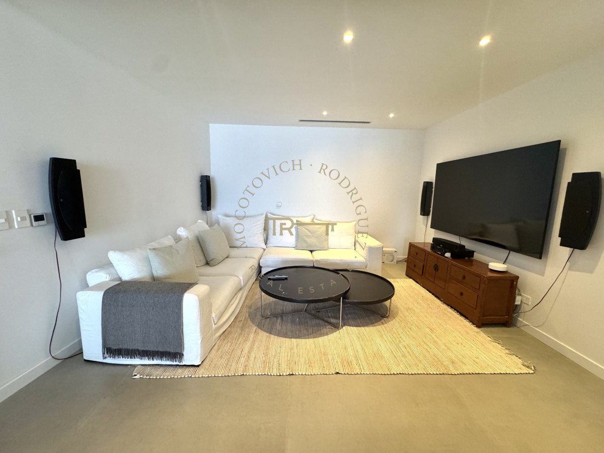 Apartamento ID.4087 - Apartamento de tres dormitorios y dependencia 