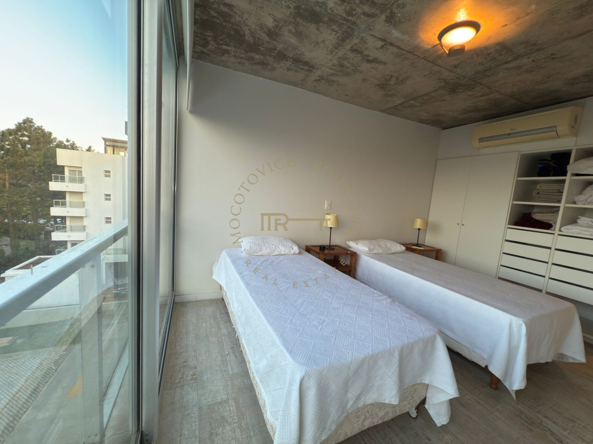 Apartamento ID.3987 - Apartamento en venta de 3dormitorios penthouse frente al mar