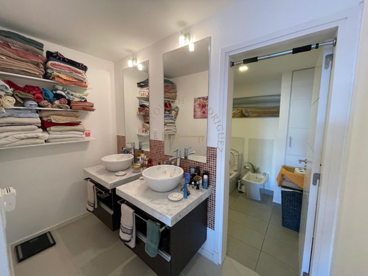 Apartamento ID.3130 - Apartamento de 2 dormitorios y 2 baño.