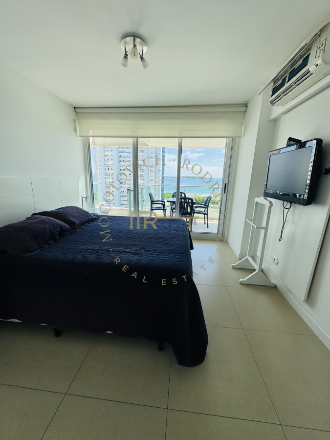 Apartamento ID.199 - Apartamento  Playa Mansa Alquiler temporal  2 dormitorios