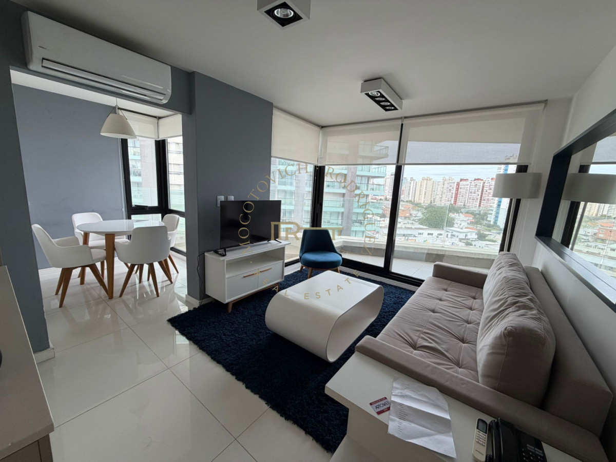 Apartamento ID.4459 - Alquiler anual apartamento de 1 dormitorio. Edificio con amenities. 