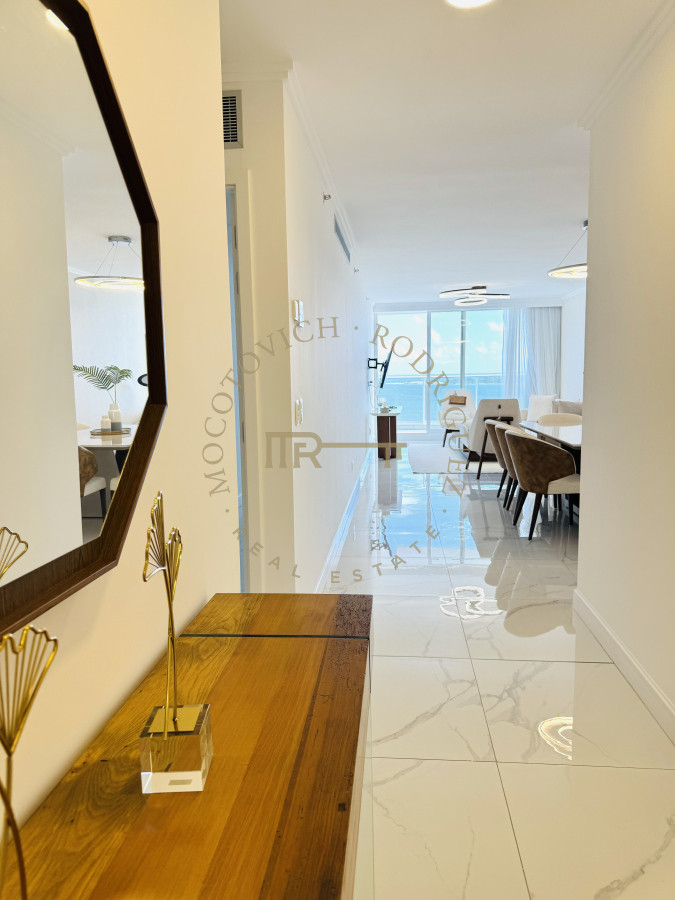 Apartamento ID.3384 - Apartamento Premium de tres suites frente al mar. Alquiler anual