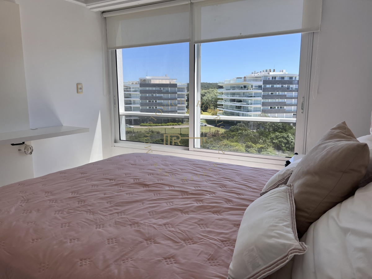 Apartamento ID.2379 - Espectacular apartamento en venta 6 dormitorios, barbacoa y loft en la brava. Vista al mar.-