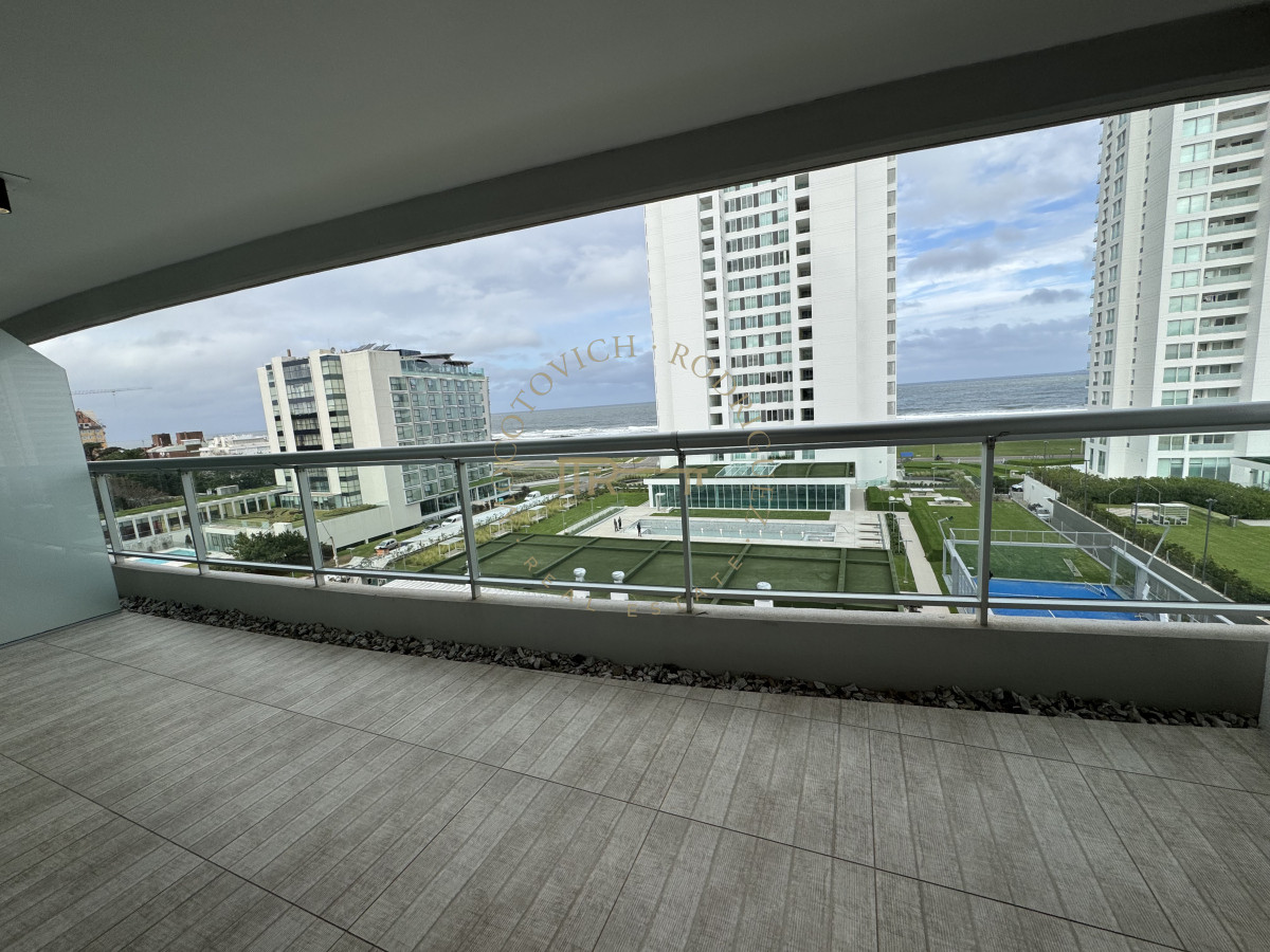 Apartamento ID.162 - Apartamento en venta 2 dormitorios Look Brava- Punta del Este