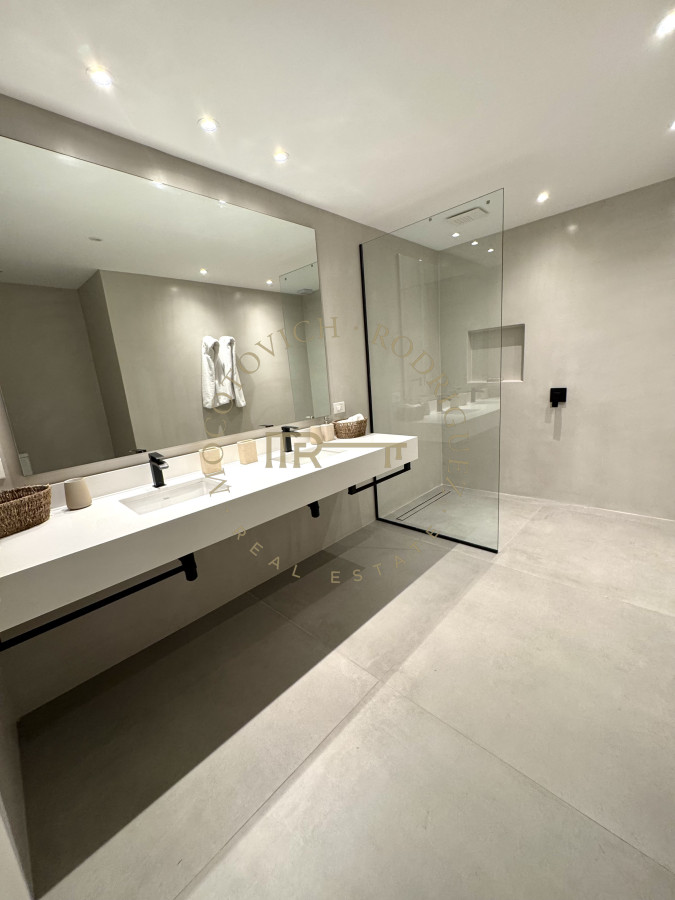 Apartamento ID.4087 - Apartamento de tres dormitorios y dependencia 