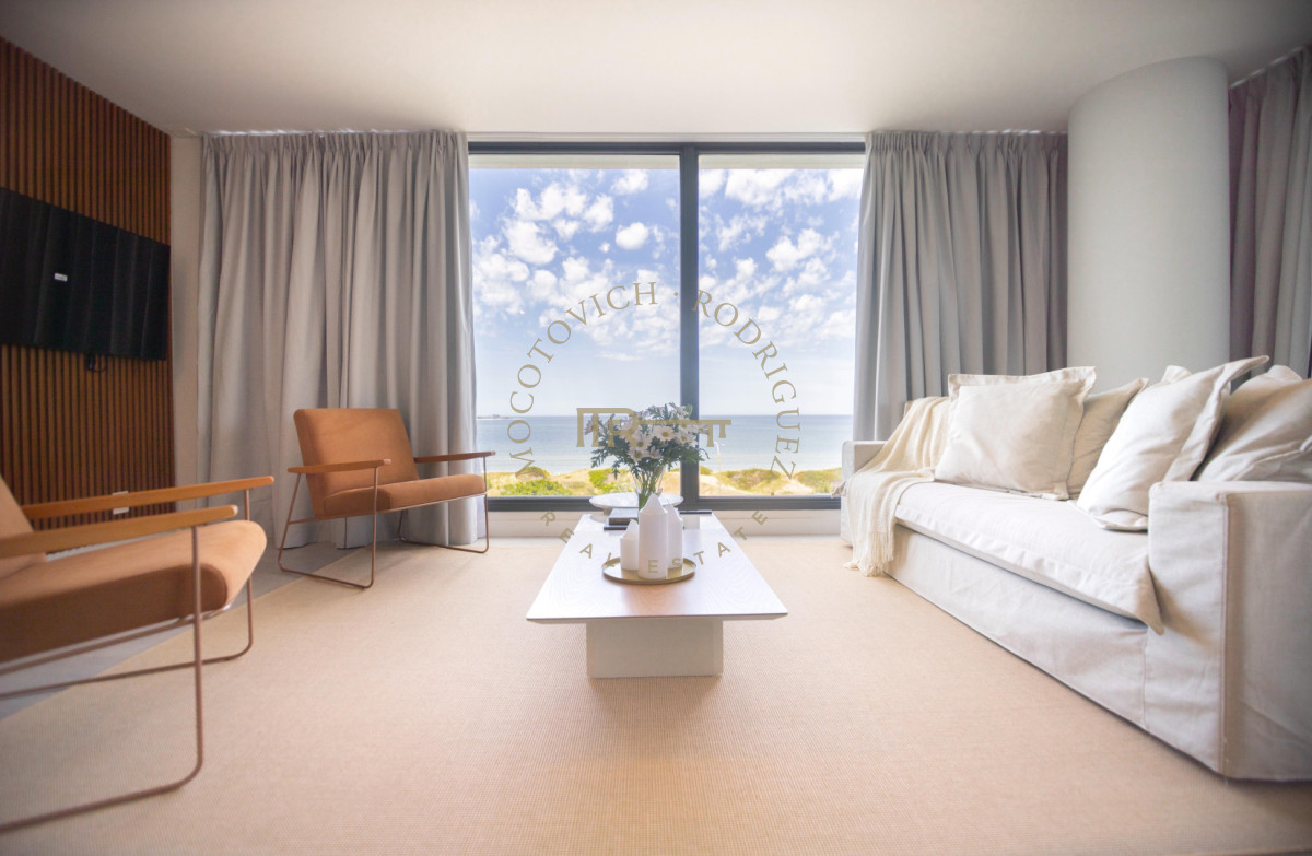 Apartamento ID.3394 - Venetian en Alquiler de verano 2026 tres suites y dependencia. Punta del Este 