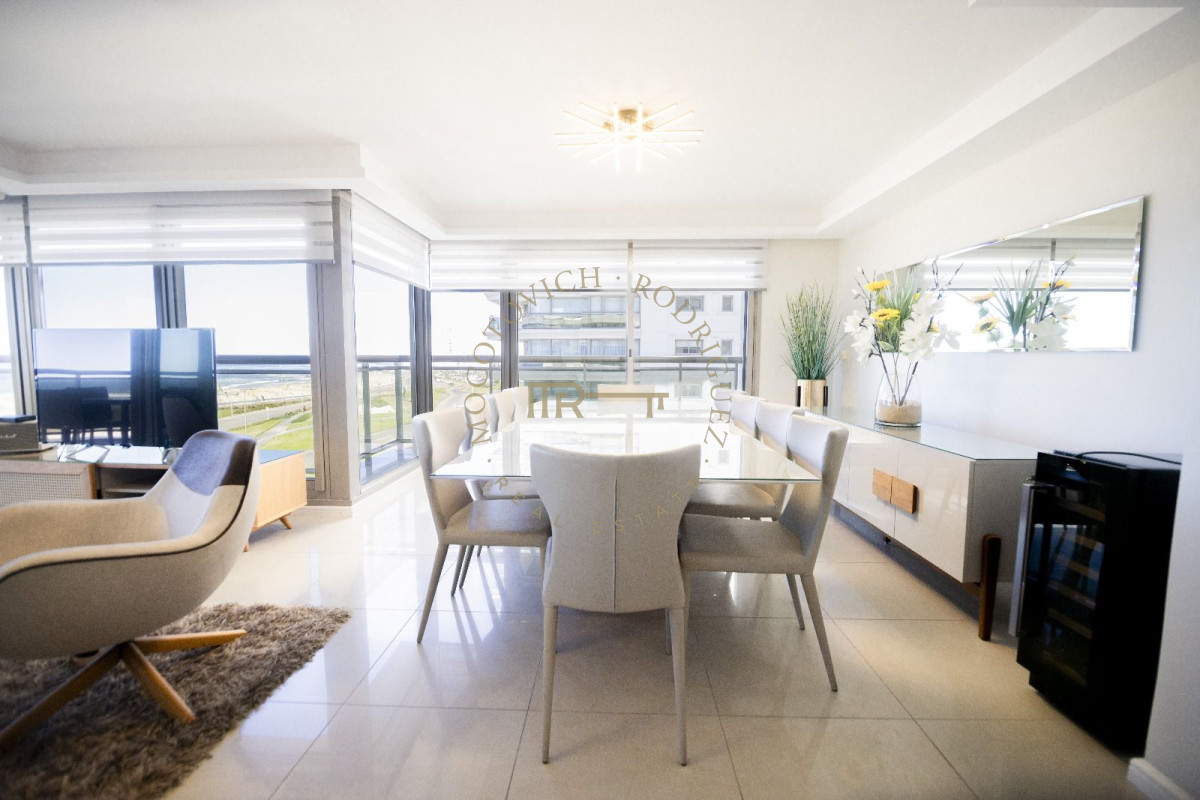 Apartamento ID.652 - Imperiale. Apartamento en venta - 4 dormitorios.-