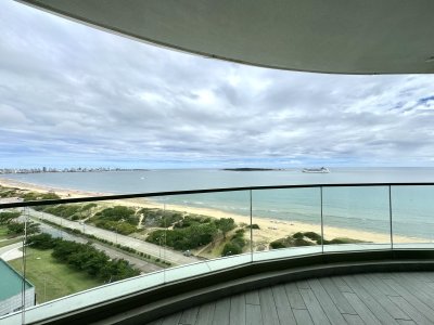 Alquiler temporal en Fendi Punta del Este 4 dormitorios en suite.