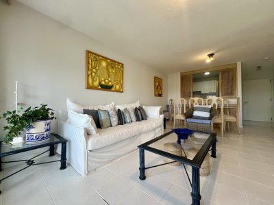 Apartamento 3 dormitorios en alquiler. Punta del este.