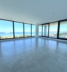 Venetian en venta tres suites y dependencia. Punta del Este