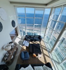 Aquarela duplex  4 dormitorios en venta. Playa Mansa. Punta del Este