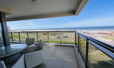 Apartamento venta y alquiler anual 3 dormitorios más dependencia - Playa Brava