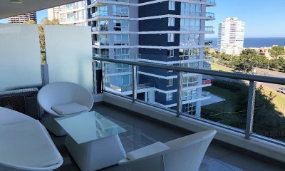 Apartamento Torre One   3 dormitorios en venta y alquiler Punta del Este