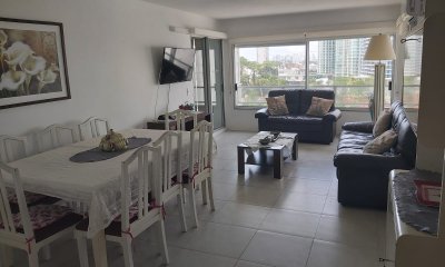 Apartamento en el Complejo Lincoln 2 dormitorios y dependencia de servicio