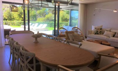Tiburón Terrazas apartamento en venta 4 dormitorios. Piscina y jardín exclusivo  Playa Brava venta y alquiler