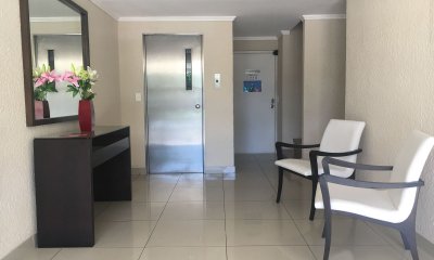 Apartamento de 1 dormitorio en venta en Roosevelt.